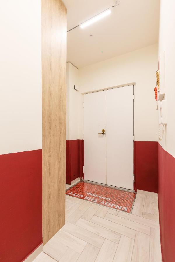 Station & Apartment *