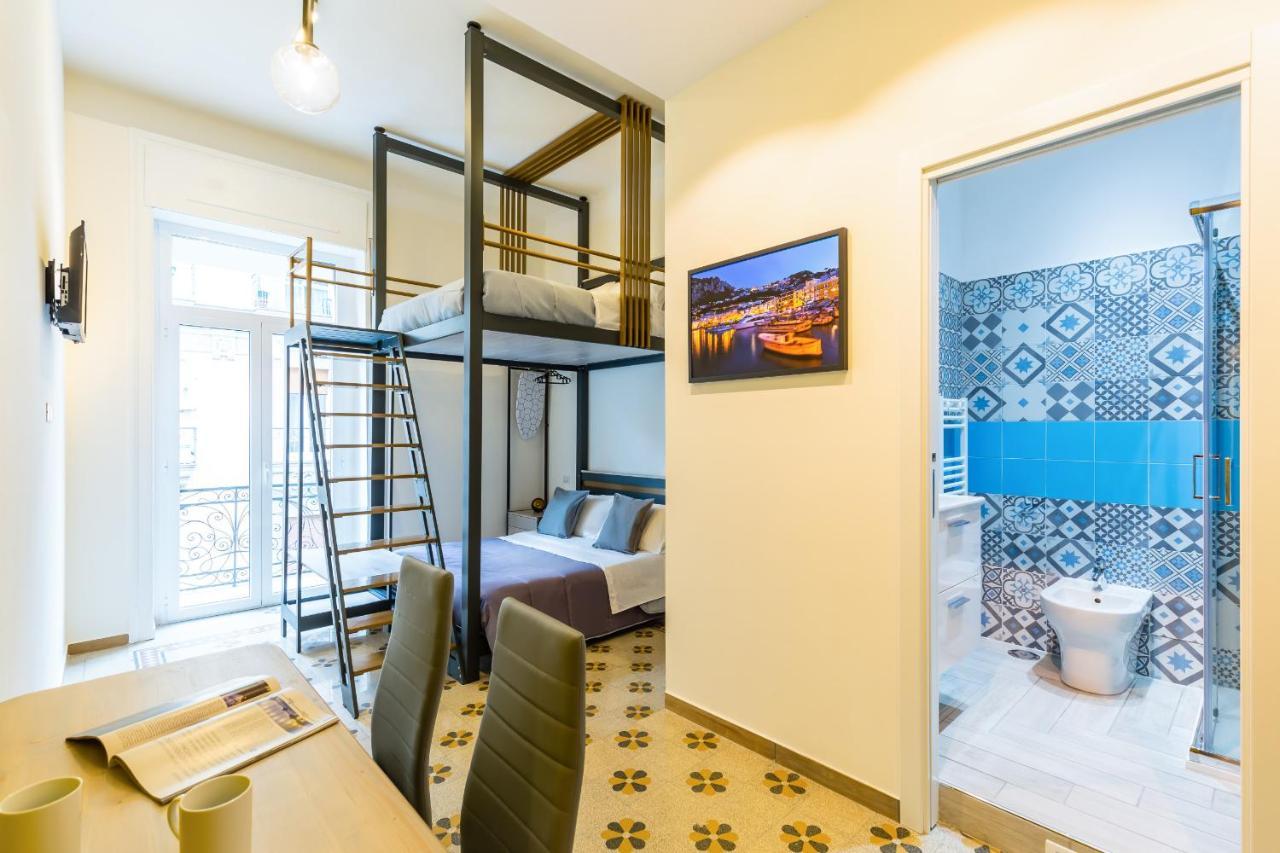 Appartement Station & Napels